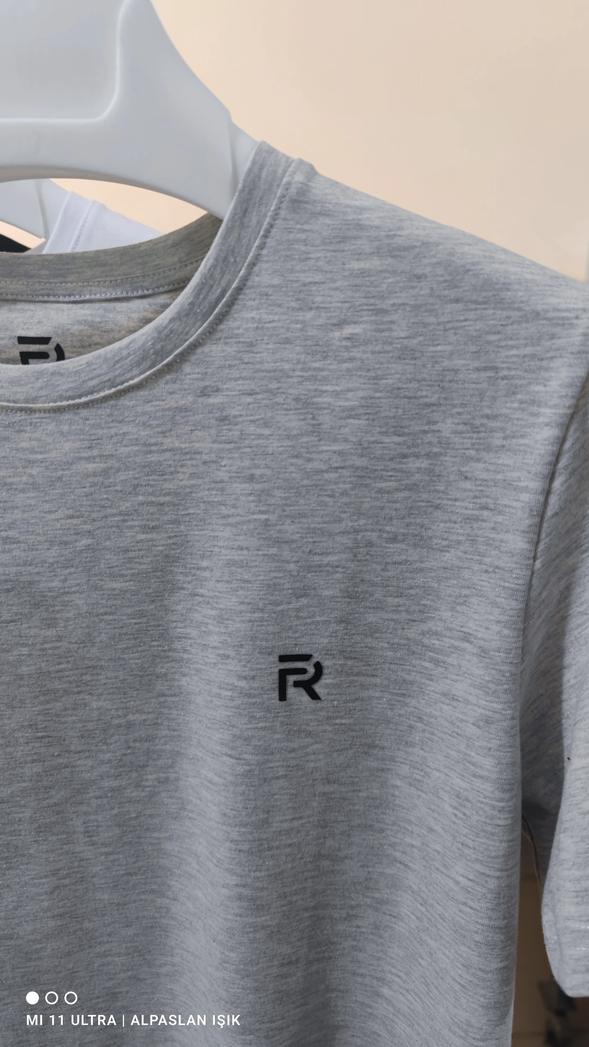 Customized Wholesale Good Quality In Bulk Plain 95  Cotton 5% lyra Buy  Contrast TrimT Shirts Made in Turkey