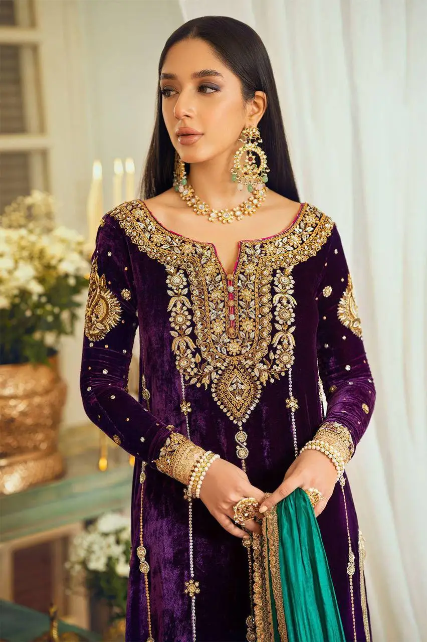 Modest Designer High Quality Women Velvet Dress Salwar Kameez Stylish Heavy Pure Viscose Velvet Salwar Kameez