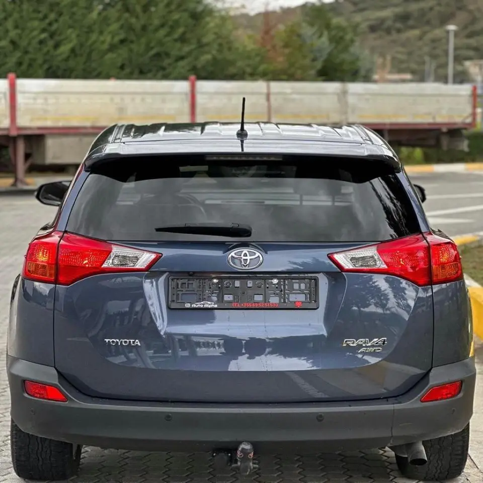 Clean 2015 2016 USED TOYO TA RAV 4 XLE LHD Used Cars 4X4 AWD XLE LHD Used Cars 4X4 AWD