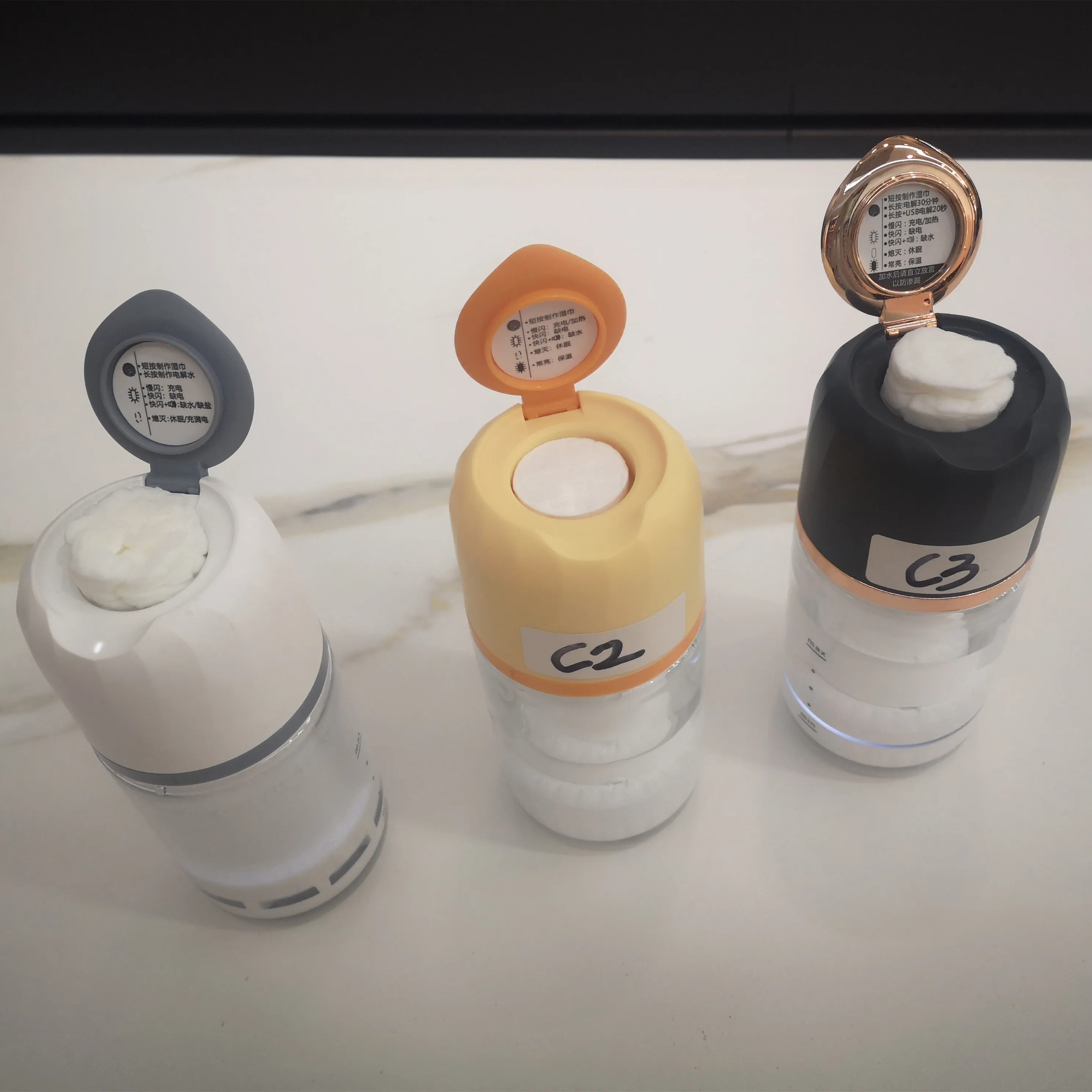 2022 Portable Multifunctional Baby Hot Wipes Warmer Heating Wet Wipes Wet Towel Heater Compressed Towel Dispenser