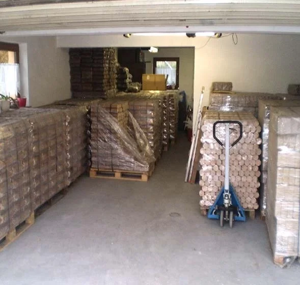 EN plus-A1 6mm/8mm Fir, Pine, Beech wood pellets in 15kg bags FOR SALE / Wood Pellets For Germany