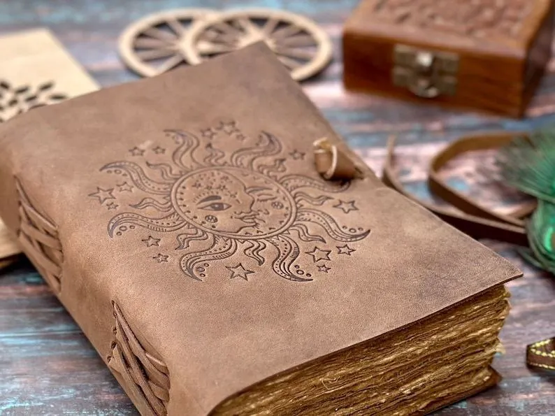 High Quality Custom 5x7 Inch A5 Size Leather Journal Spiral Hardcover Spell Diary Writing Travel Paper Cover Great Gift Skull
