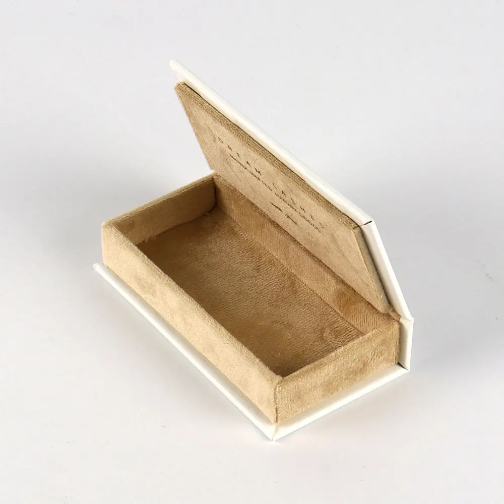 Custom eyelash packaging box luxury lash vendor faux mink eyelashes lash box furry nude magnetic eyelashes set in box