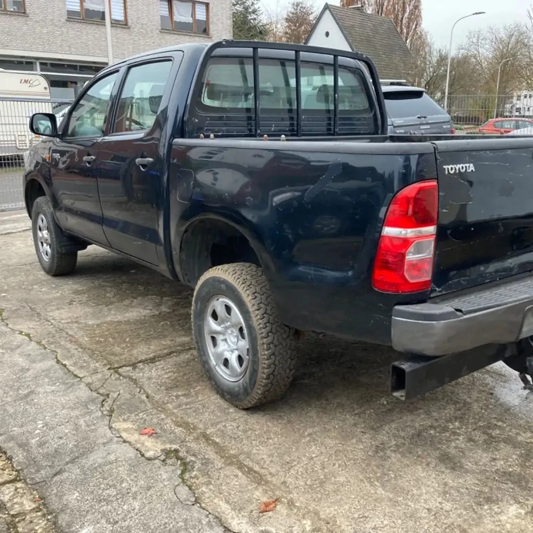 2014 TO YOTA HILUX EUROPEAN USED CHEAP SECOND HAND CAR LOW MILEAGE FOR SALE EUROPE USED SUV