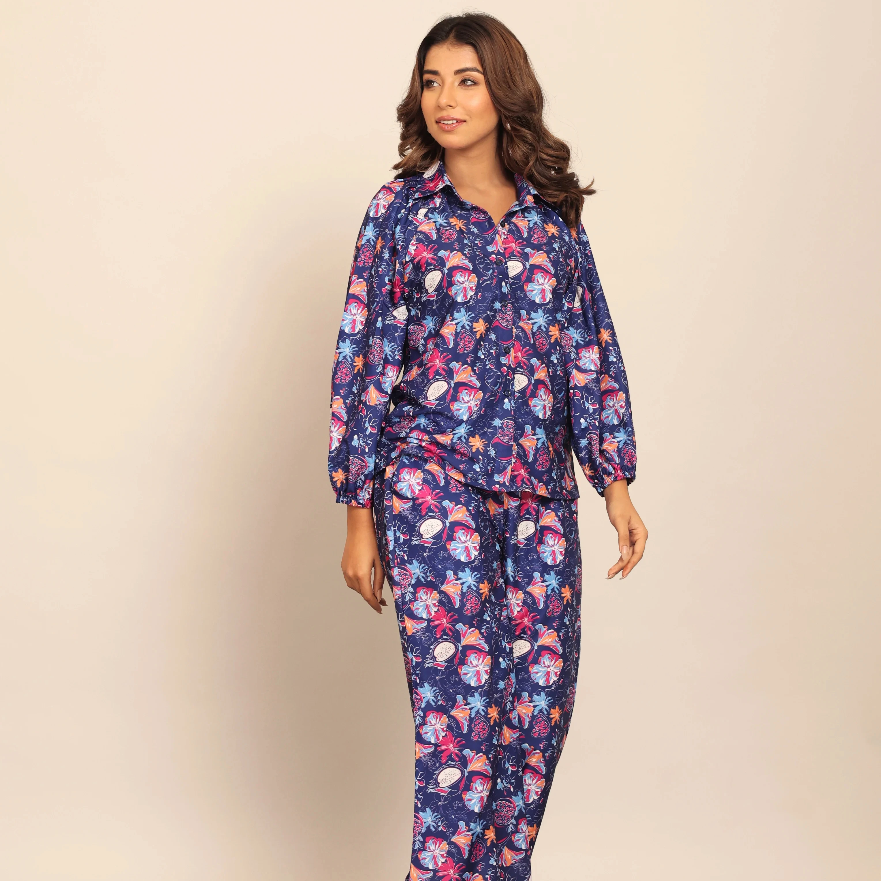 Manufacturers Custom 2024 Trendy Fashion Woman Clothes Floral Printed Blue And Multicolor Co-ord Set Relaxed Shirt And Pant