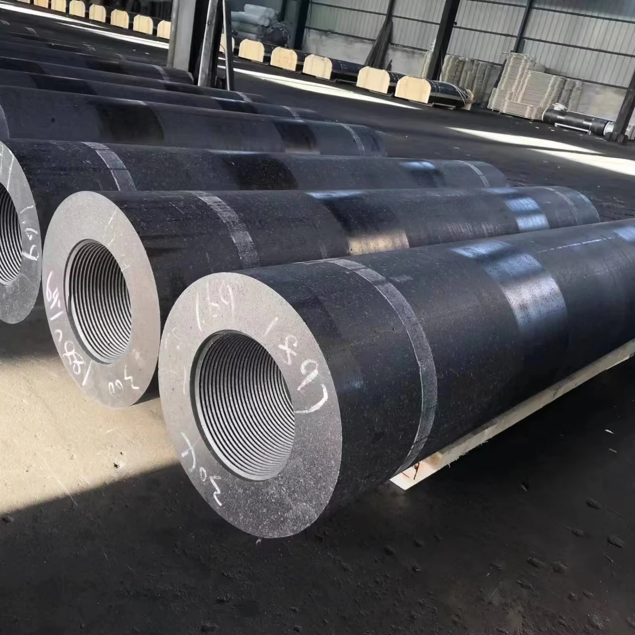 N China UHP HP RP Grade eaf carbon graphite electrode foundry graphitized electrodes arc furnace ladle furnace