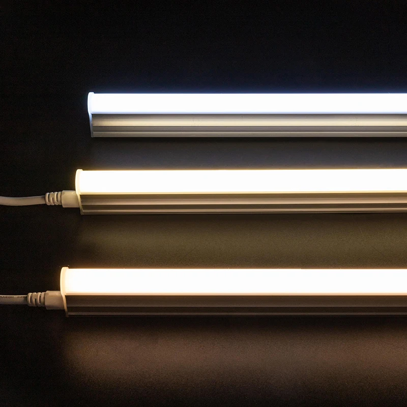 High Quality Adjustable Portable Linear Fixture For Indoor Wall Light 4ft 22W T5 Integrated LED Fixture