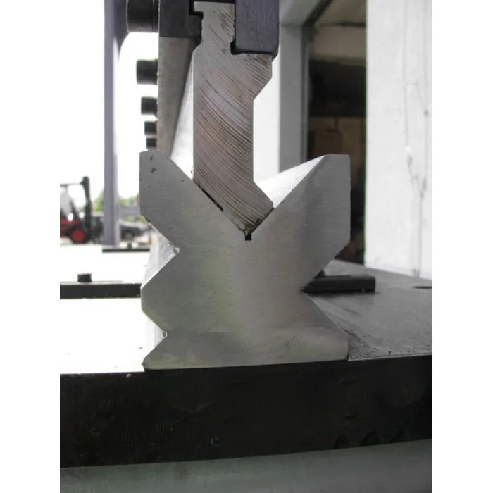 hydraulic press with bending function