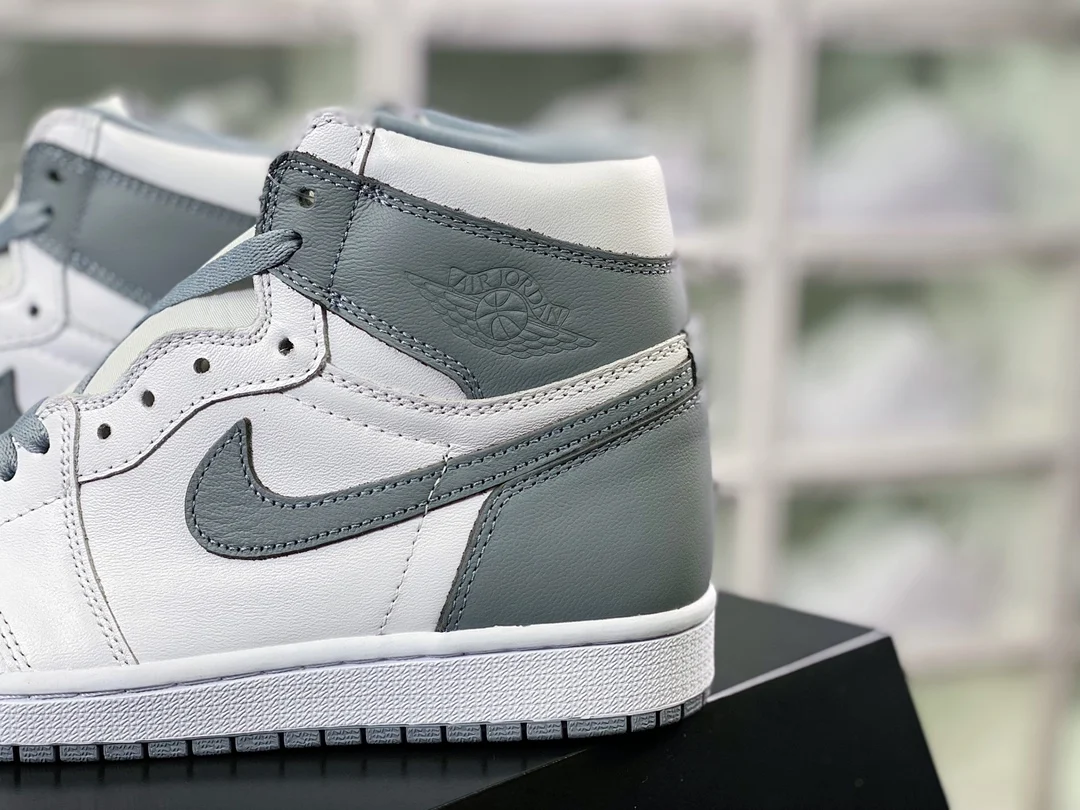 2022 Nike Air Jordan 1 Retro High OG Stealth Cushion Sport Outdoor Sneakers Athletic Designer Footwear Running Pack Shoes