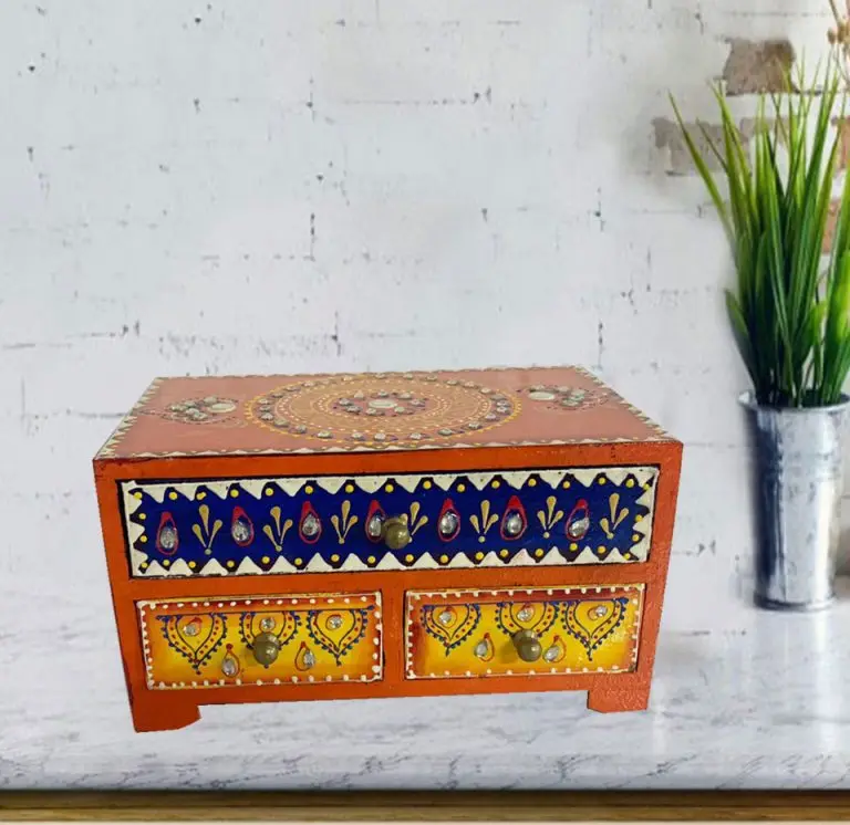 Decorative Wooden crafted Jewelry Box  wholesale Supplier  hot sale Wooden Jewelry Box Traditional Design Luxury  Storage Box