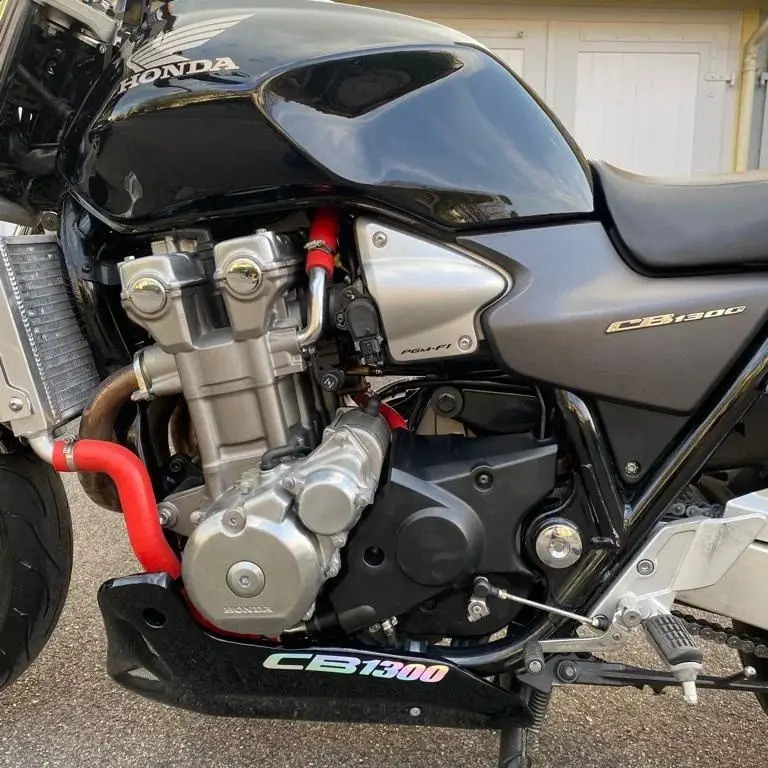 Best Price Second Hand Original Custom Second hand fairly used B.M.W S 1000 R Predecessor Motorcycles for sale