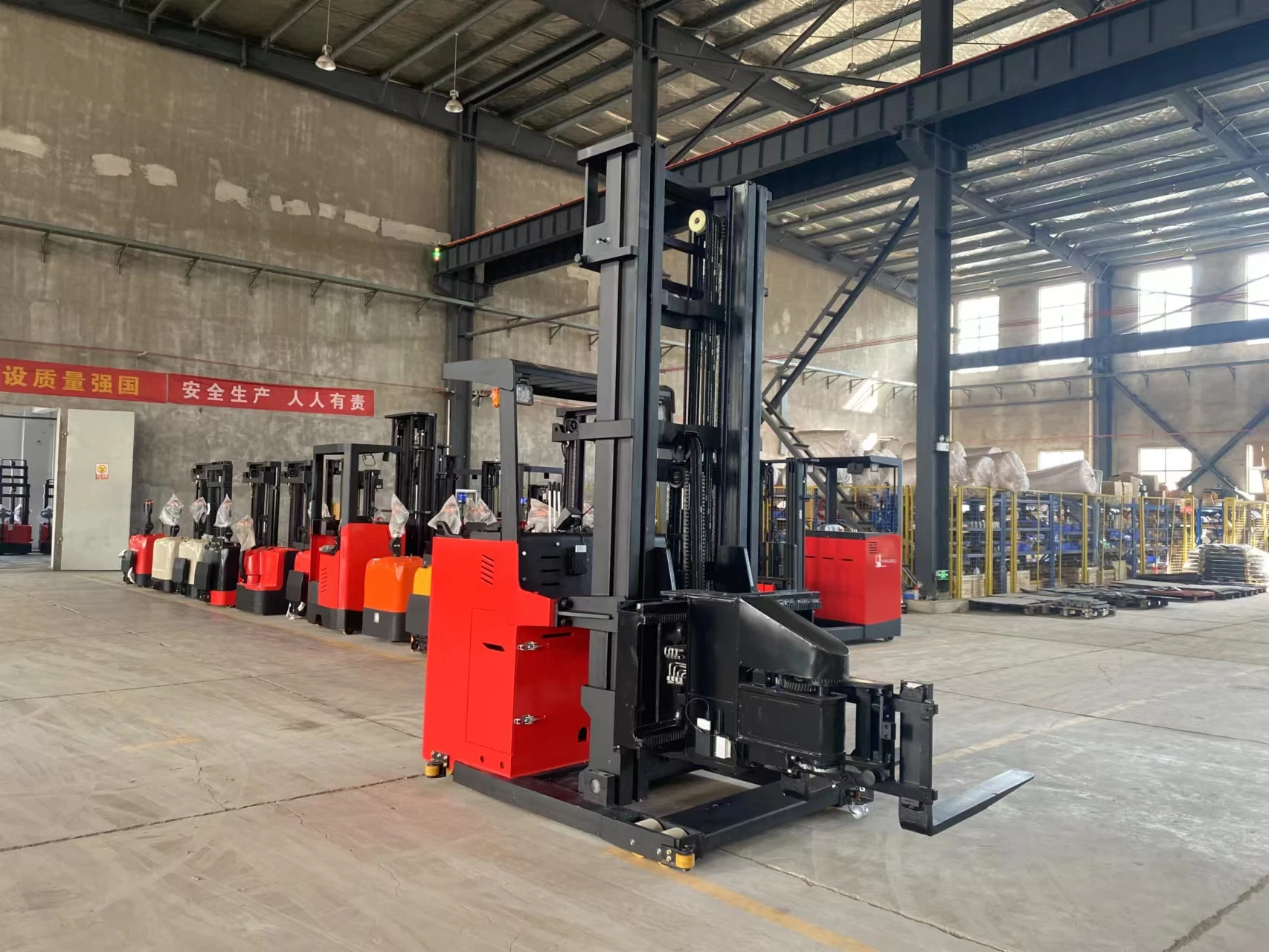 1.5 Ton Narrow Aisle 3 Way Vna Electric Pallet Stacker Tri-lateral Forklift Up To 7 Meters High