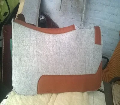 New Zealand Woolen Western Saddle Blanket Tight weave Saddle equipment Equestrian Supplier Manufacturer Kanpur
