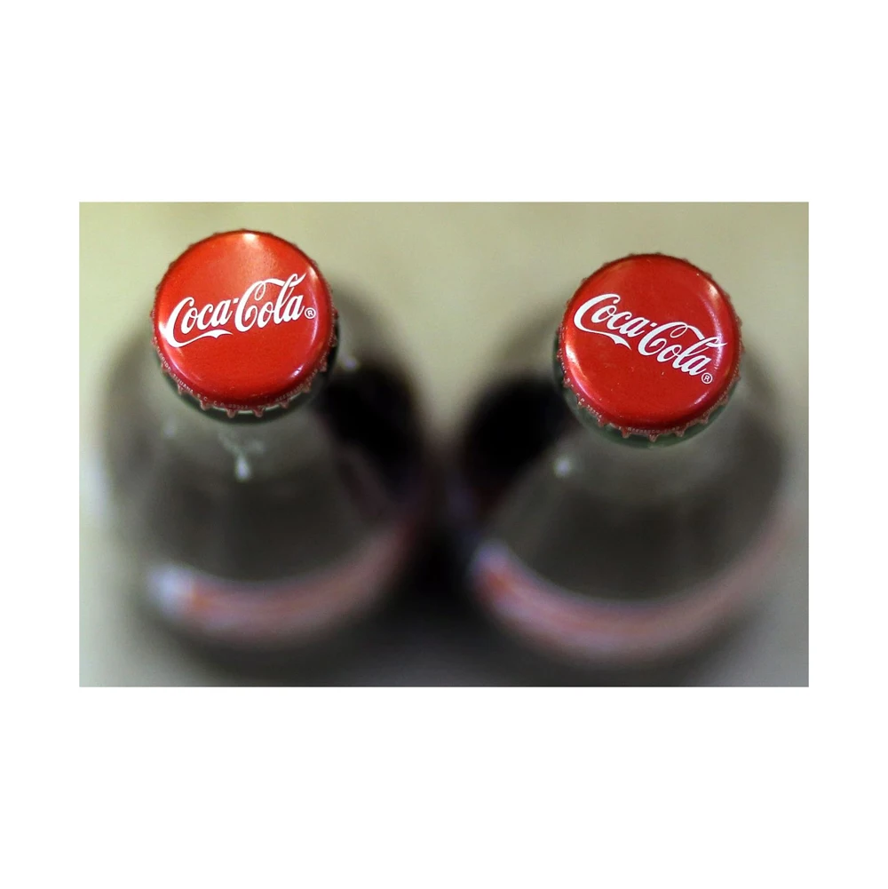 Японская летняя газированная сода карбонатный безалкогольный напиток coca cola 330