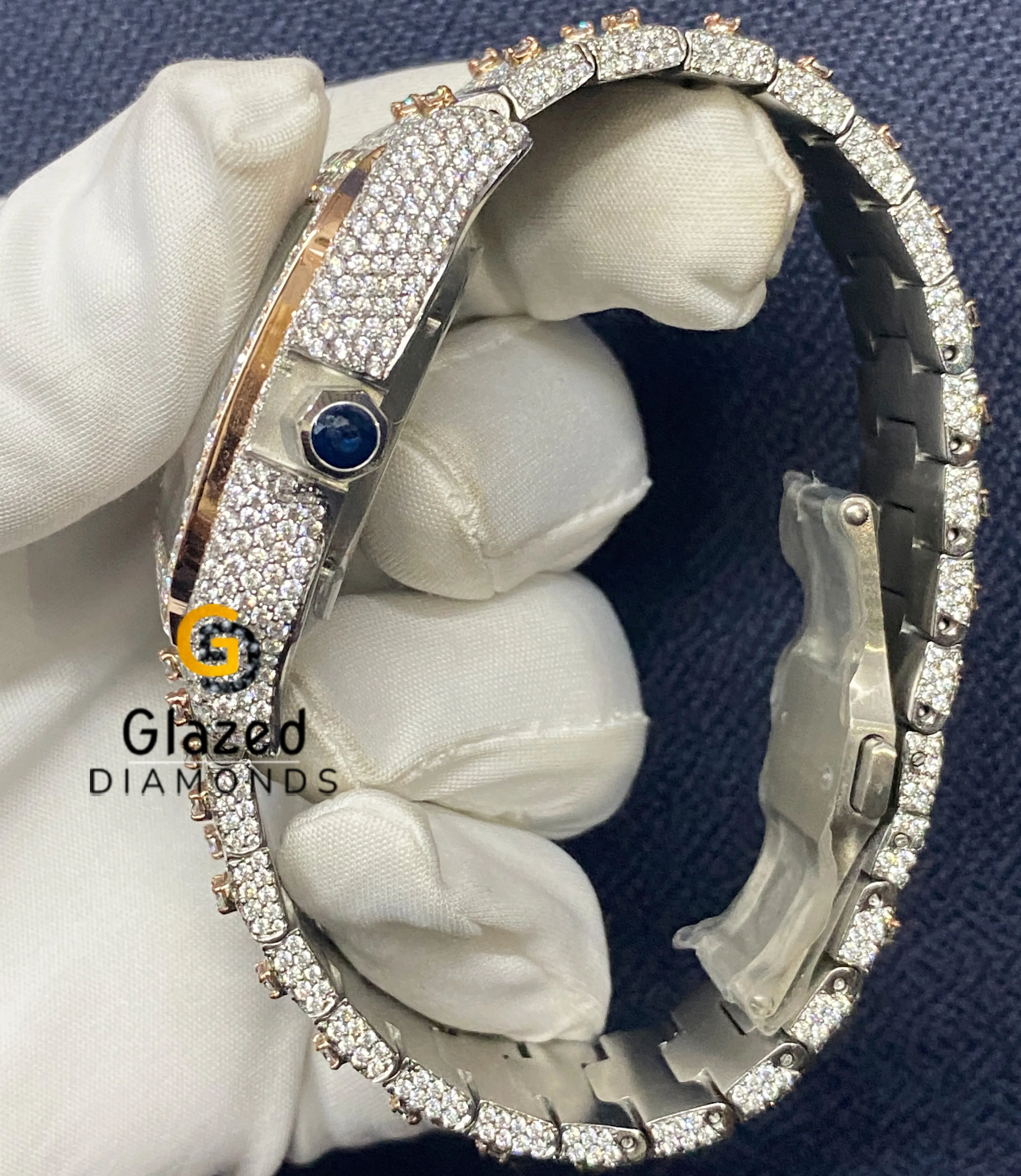 Elevate Your Style With A Branded Labgrown Diamond Watch Featuring A Stylish Design And High Quality Stainless Steel