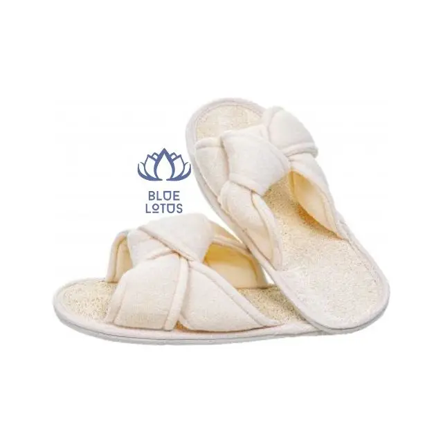 Летние шлепанцы для взрослых