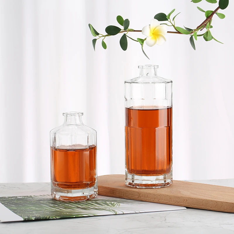 Wholesale 30ml 50ml 100ml 120ml 140ml Mini Small Liquor Vodka Whiskey Glass Bottles