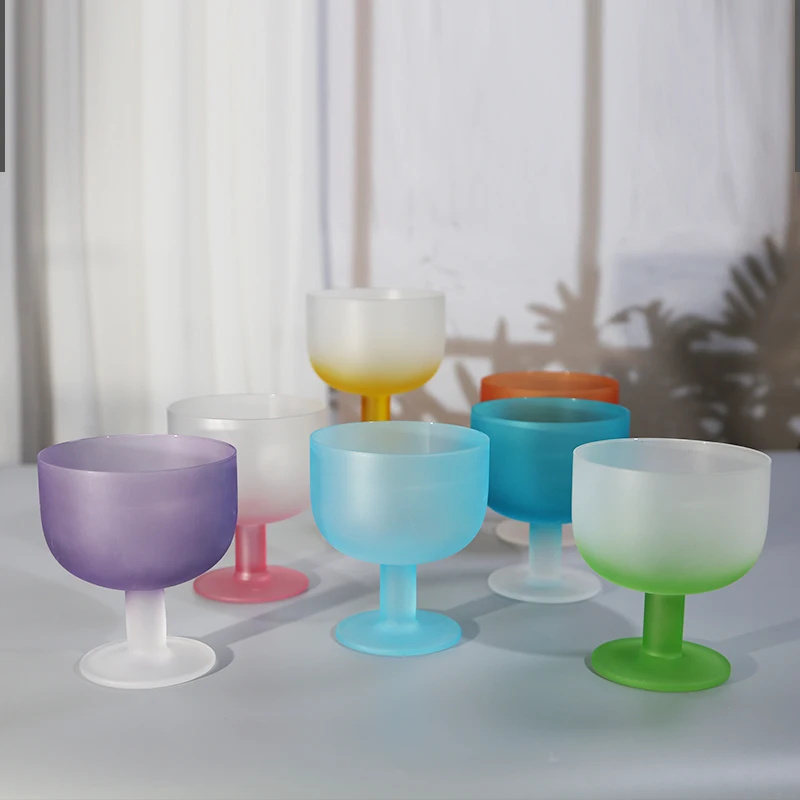 Goblet Cup Classic Factory Hot Selling Ice Cream Glassware Colorful Wine Drinkware Fashion Goblet Glass Cup