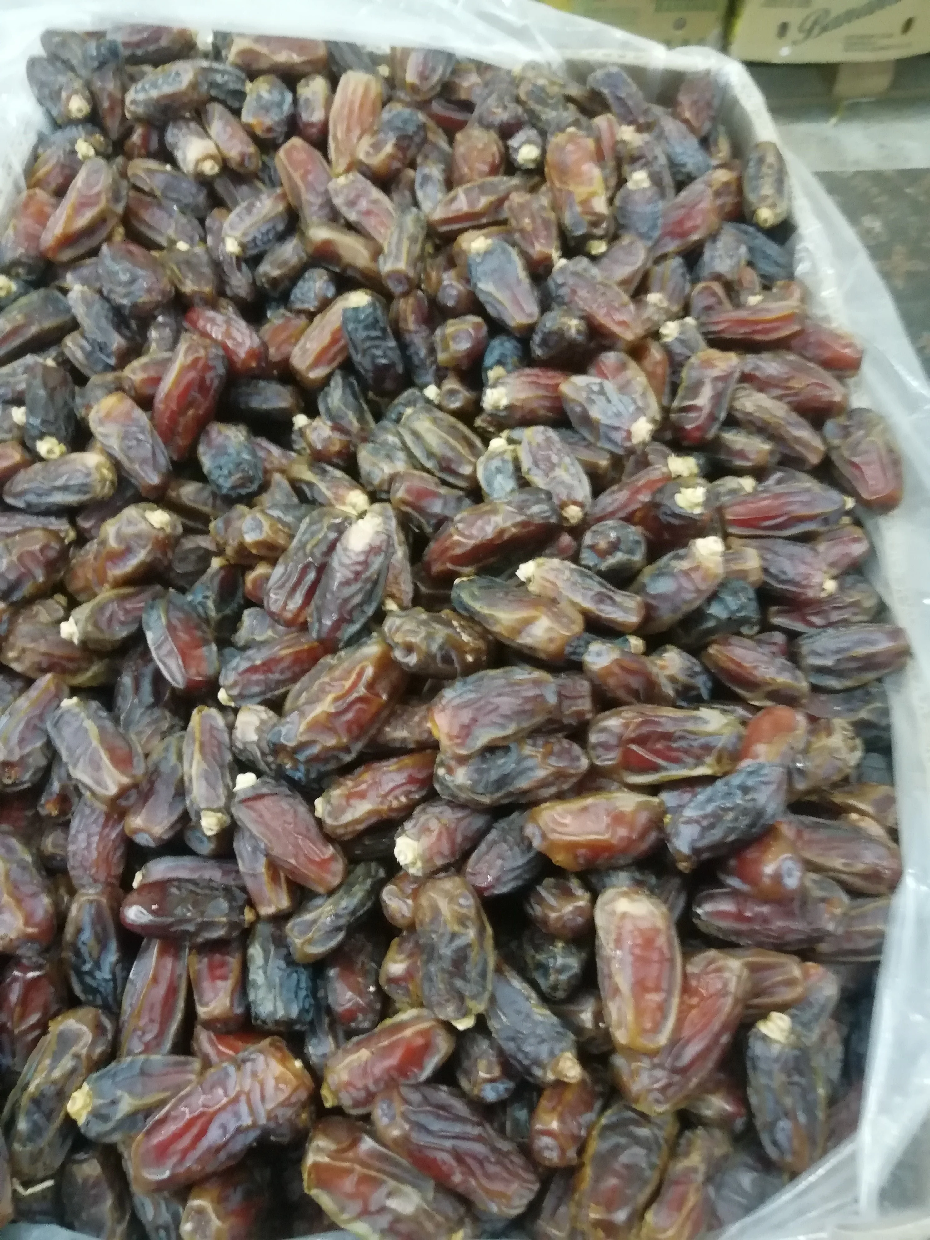Good quality Mashrook dates for sale