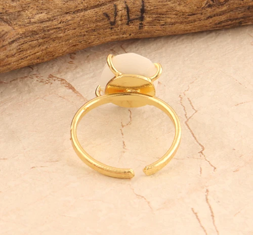 Woman fashion jewelry faceted oval white agate gold plated adjustable ring gemstone prong setting statement ring jewelry for her