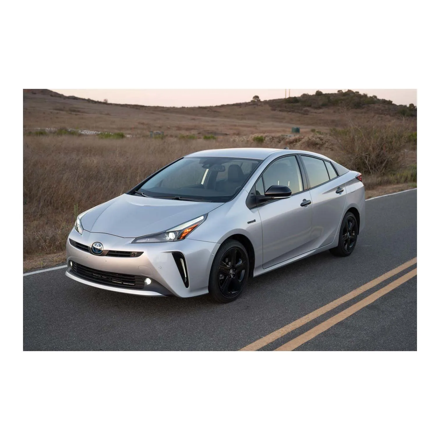 Toyota Prius Touring Sports б/у ручное использование/Автомобильный турбо 8 л Автомобильный свет/темная кожа R16 бензин/Дизель/опции топлива аукционная цена