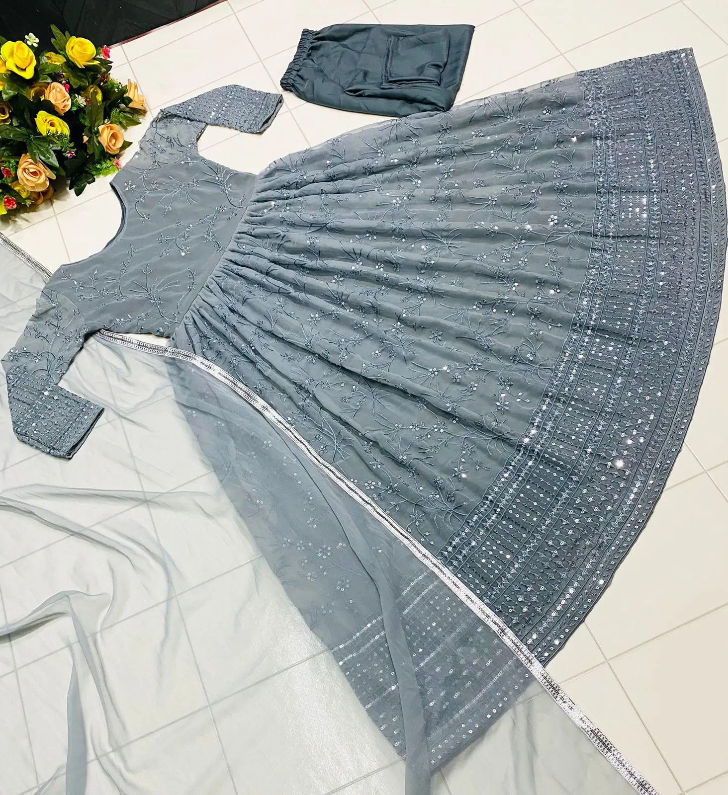 Best Quality Gown Style Indian Dress Heavy  Anarkali Salwar Kameez Long Anarkali Wedding Salwar Suits At Wholesale Price