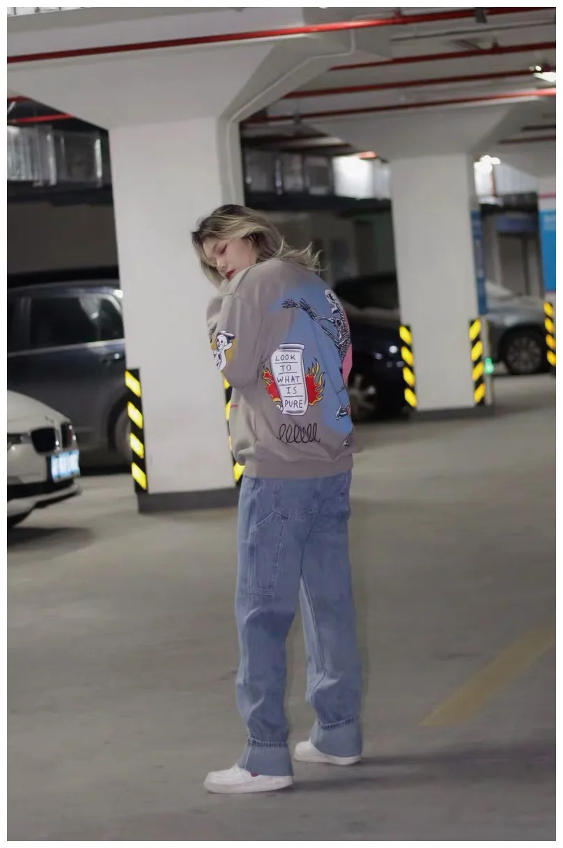 Kanye Kanye graffiti hand-painted skeleton bird round neck sweater ins men and women hip-hop loose top cross-border