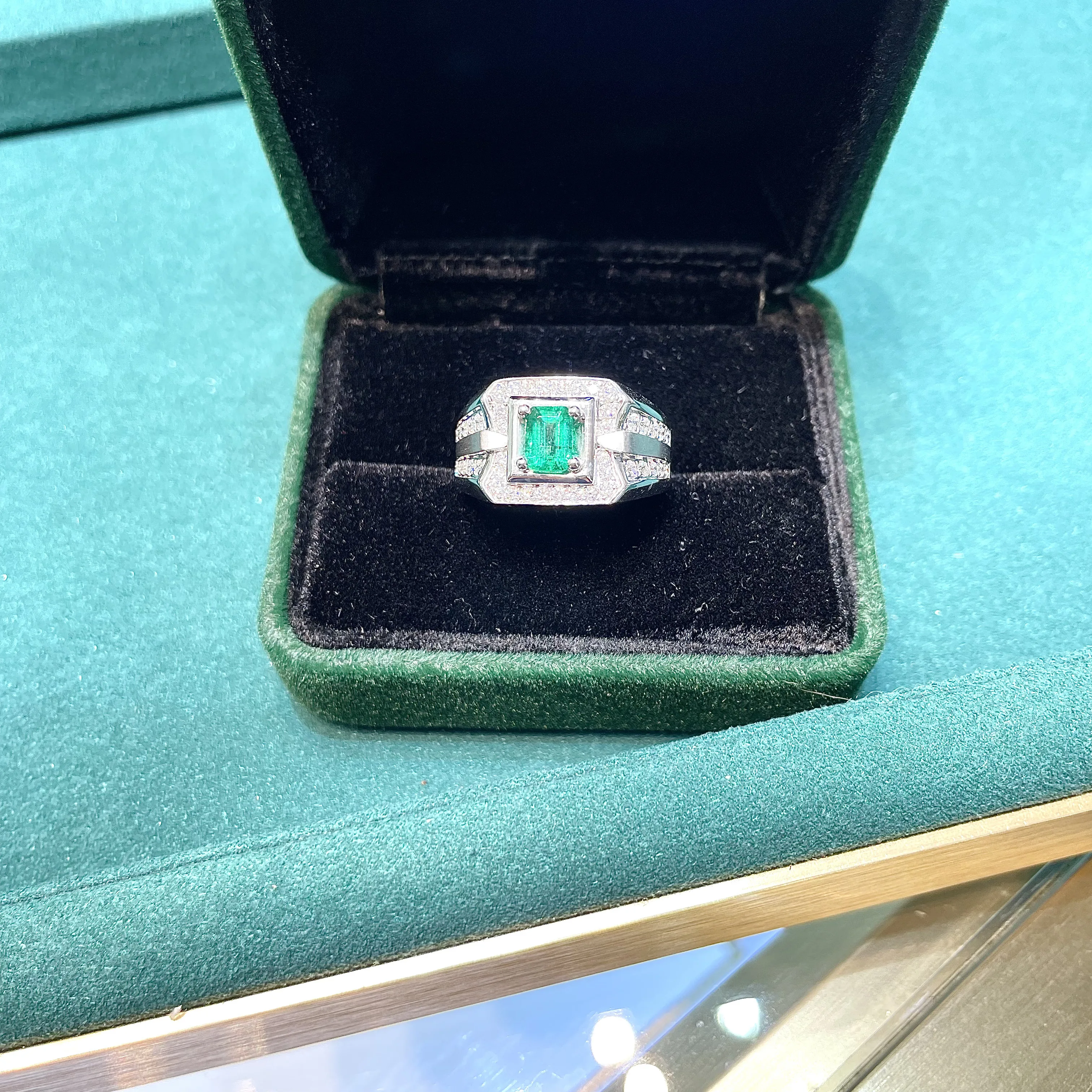 OEM мужские ювелирные изделия 925 стерлингового серебра 10K 14K 18k золото 750 Белое Изумрудное кольцо с бриллиантами