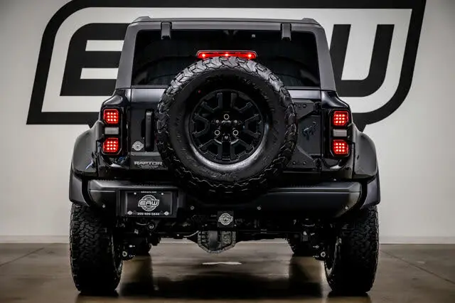 2024 Ford Bronco SUV б/у 4WD с панорамным видом на люк кожаная коробка передач левое рулевое управление размерный автобус
