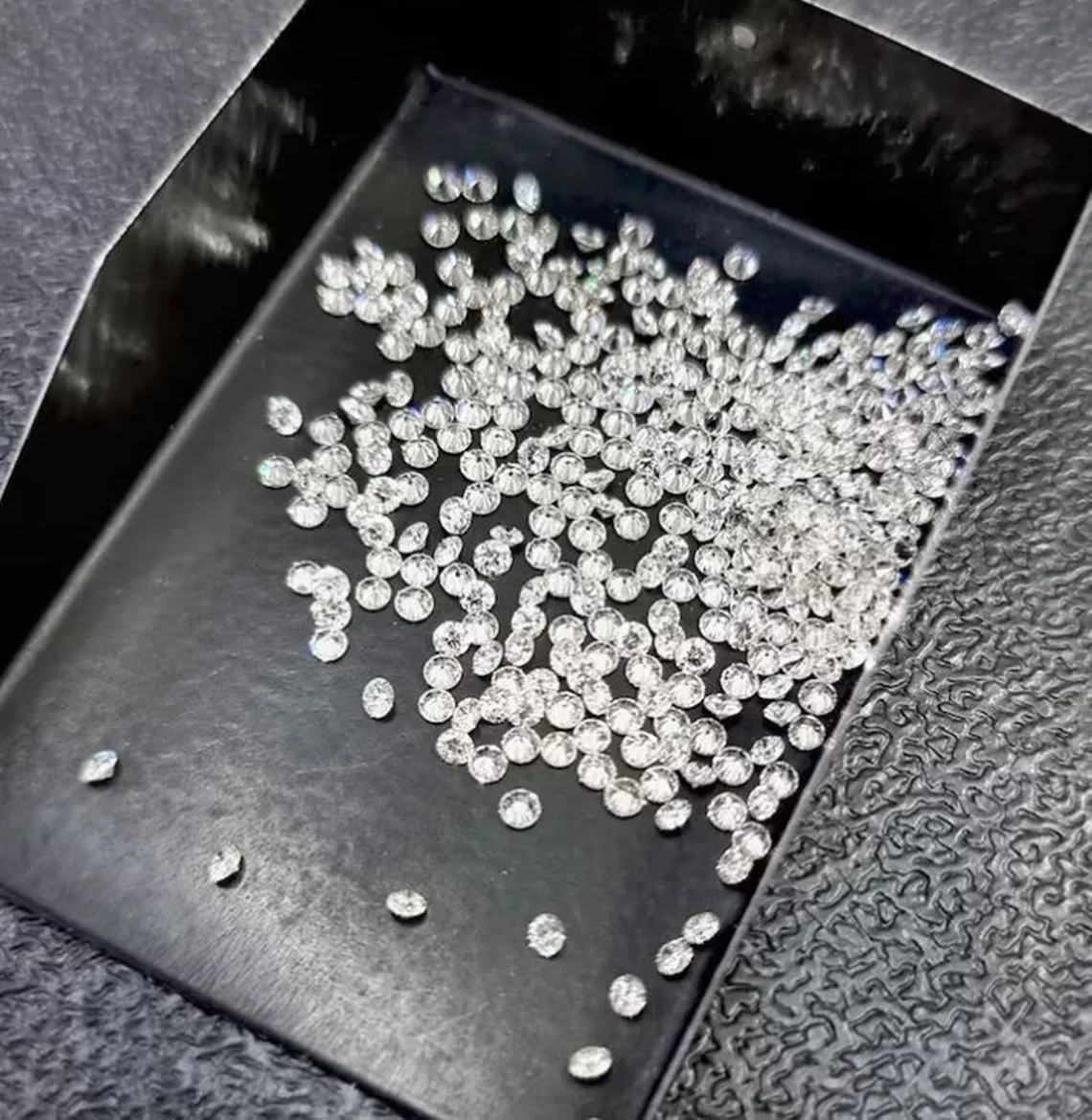 Lab Created 5.80-6.30 MM round Cut CVD Diamonds 0.70 Size in DEF Colour with VVS1 & VS2 Clarity Loose Lot Jewelry Jewelry Makers