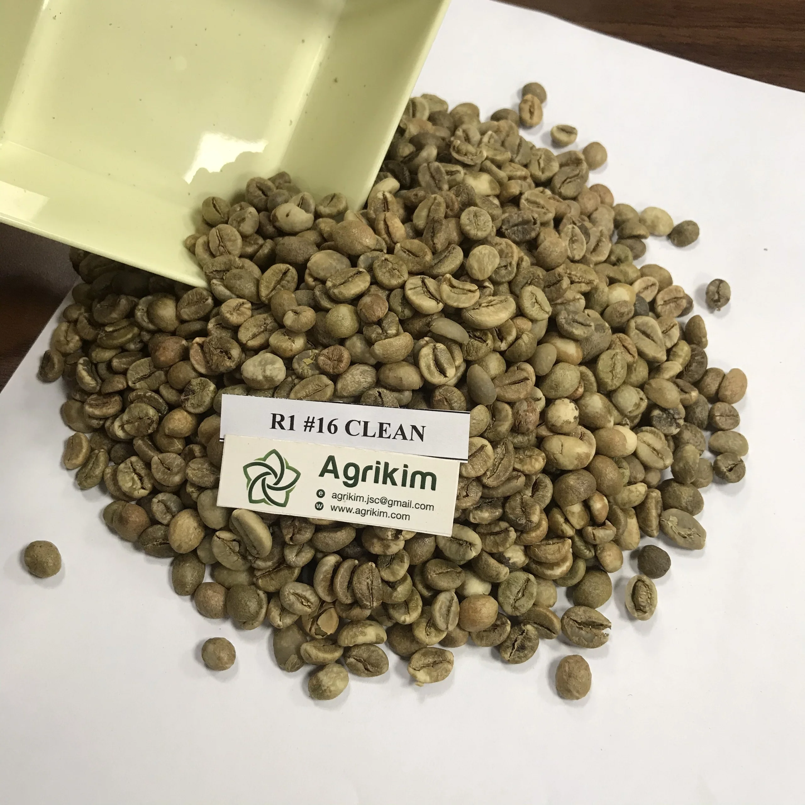 Вьетнамский экспорт кофейные зерна Robusta зеленые с джутовым мешком цельноцветные + 84326055616