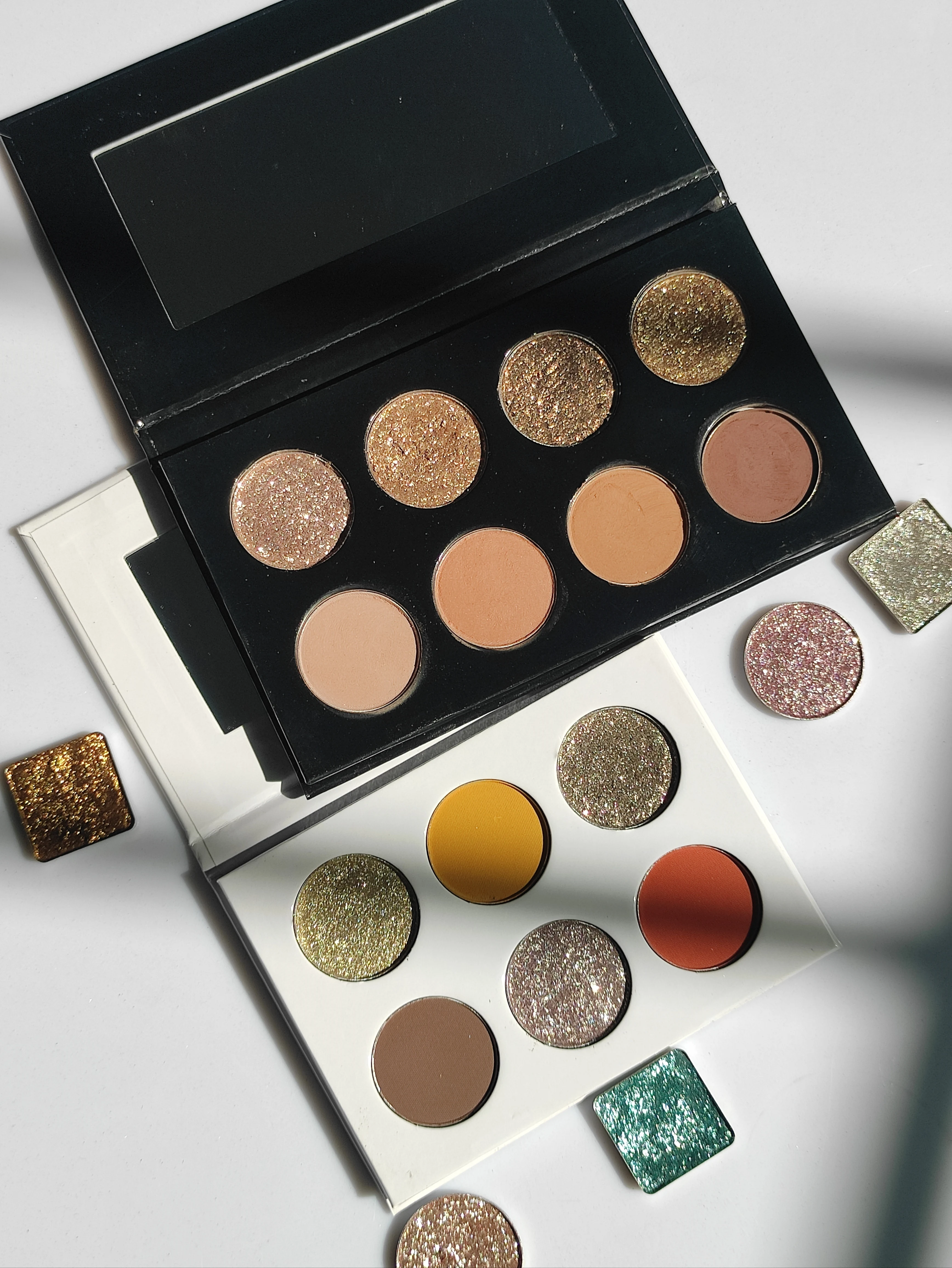 Custom Sparkle Glitter Nude Gold Bronze Eyeshadow Cosmetics Wholesale Beauty Makeup Products for Women