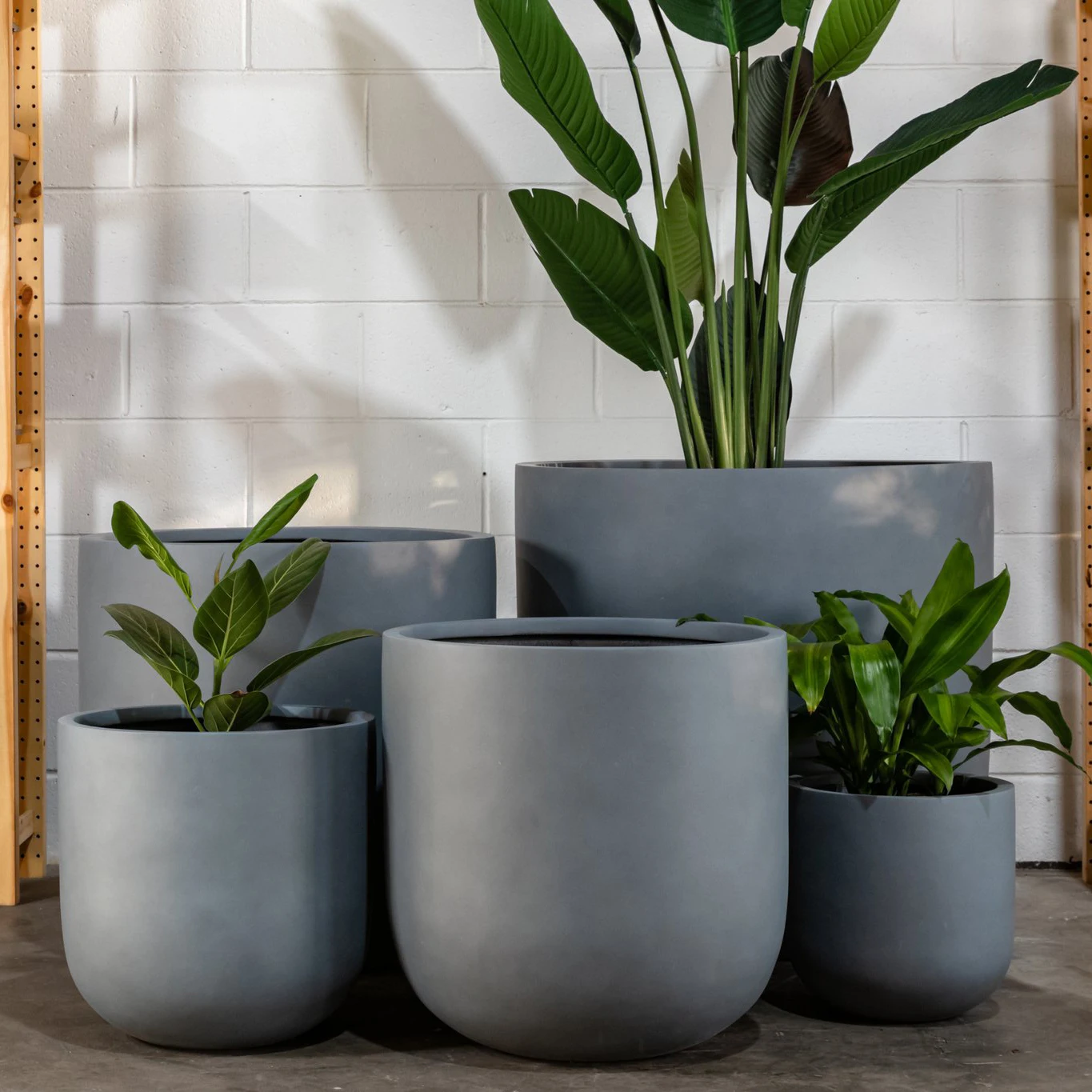 Factory cheap price round custom sizes flower pot outdoor vase for home plant garden decorative supplies