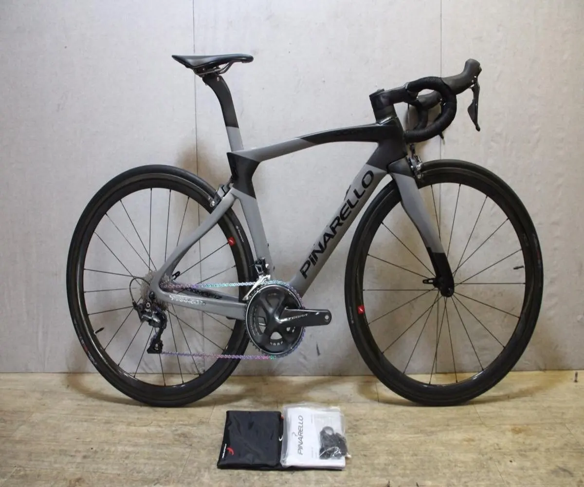 Pinarello используется полностью углеродный легкий гоночный велосипед рама для мужчин