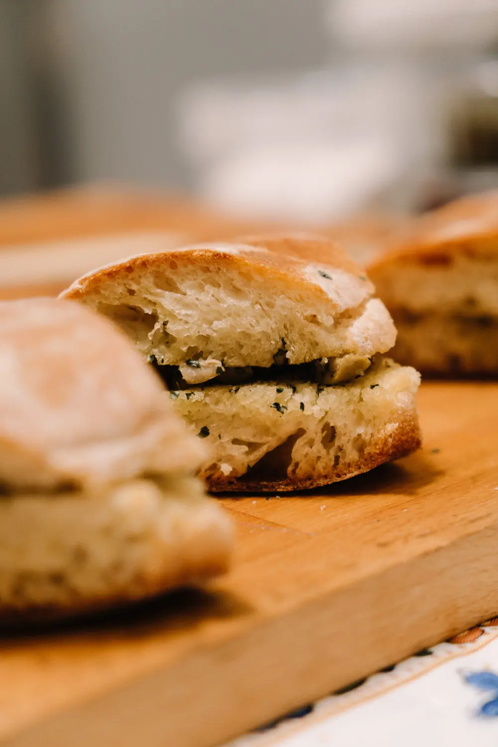 Top Quality Italian Cold Pressed EVO Olive Oil 500ml Bottle Perfect for Red Meat Soups and Vegetables