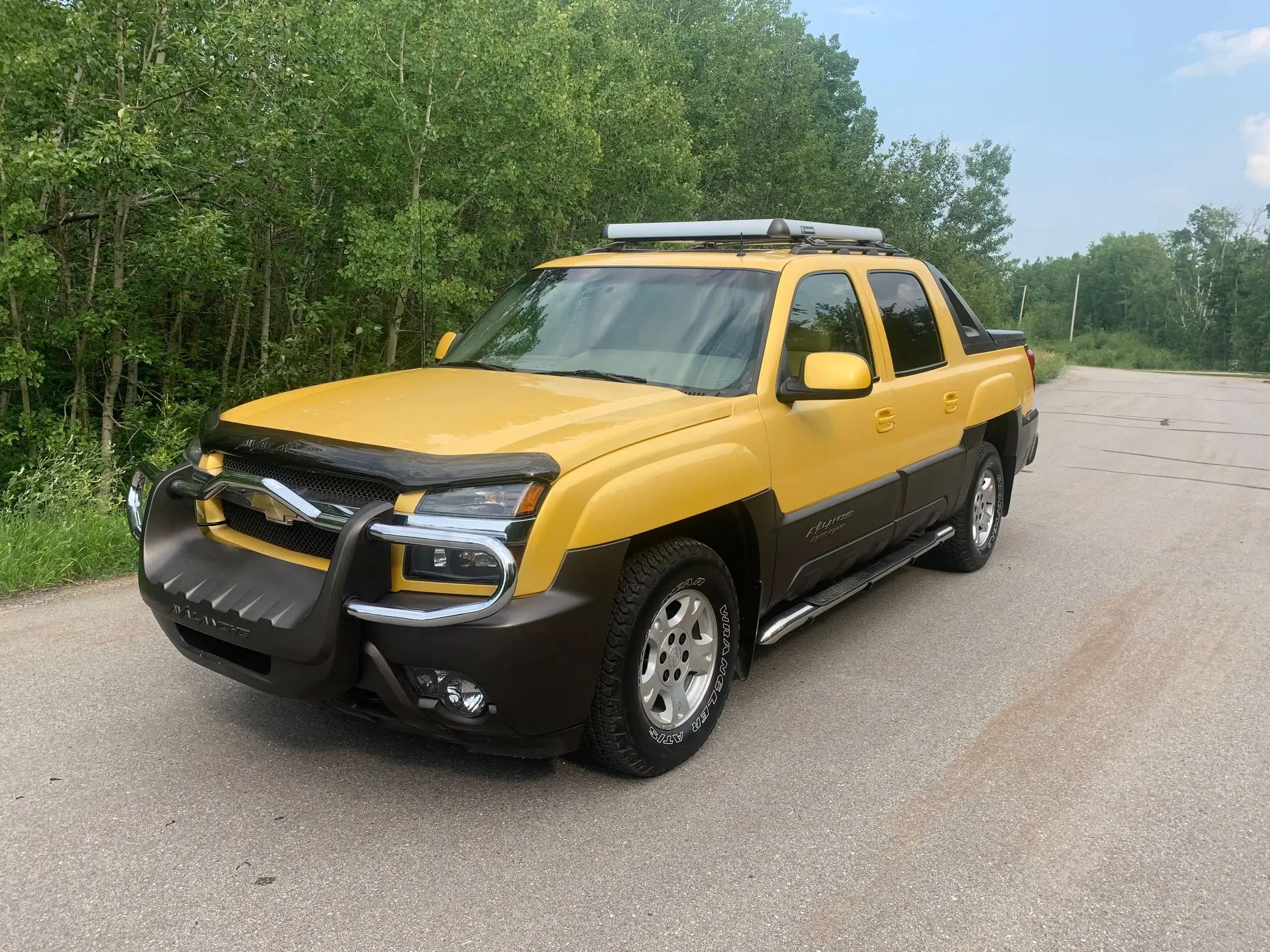 Горячая распродажа Подержанный 2002 прототип базового лагеря Chevrolet Ava lanche