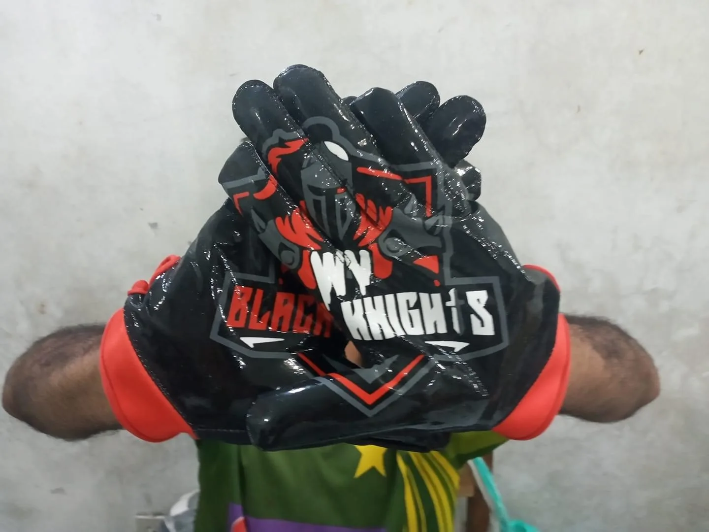 American football gloves Manufacturer Pakistan Silicone Palm Football Receiver Gloves Custom Ultra-Stick Sports Youth and Adult
