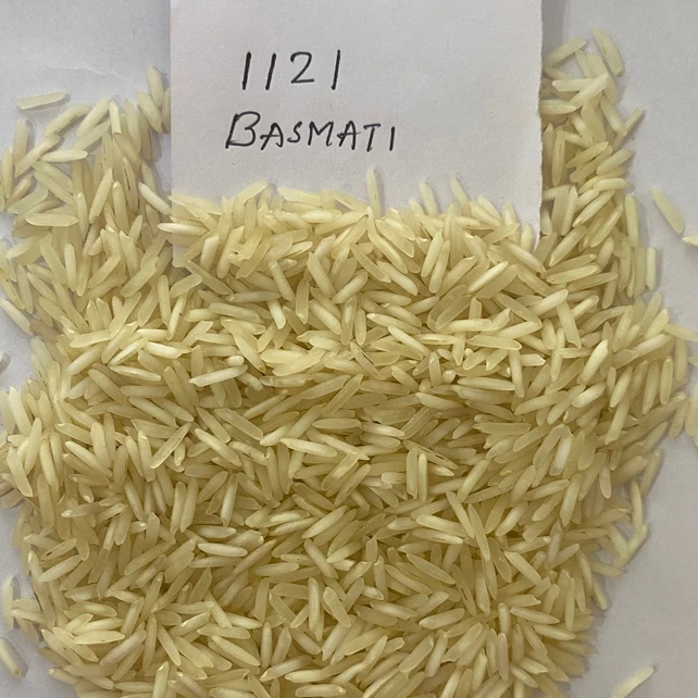 Widely Selling Medium Grain 1% Broken Steamed 1121 White Sella Basmati Rice for Wholesale Buyers