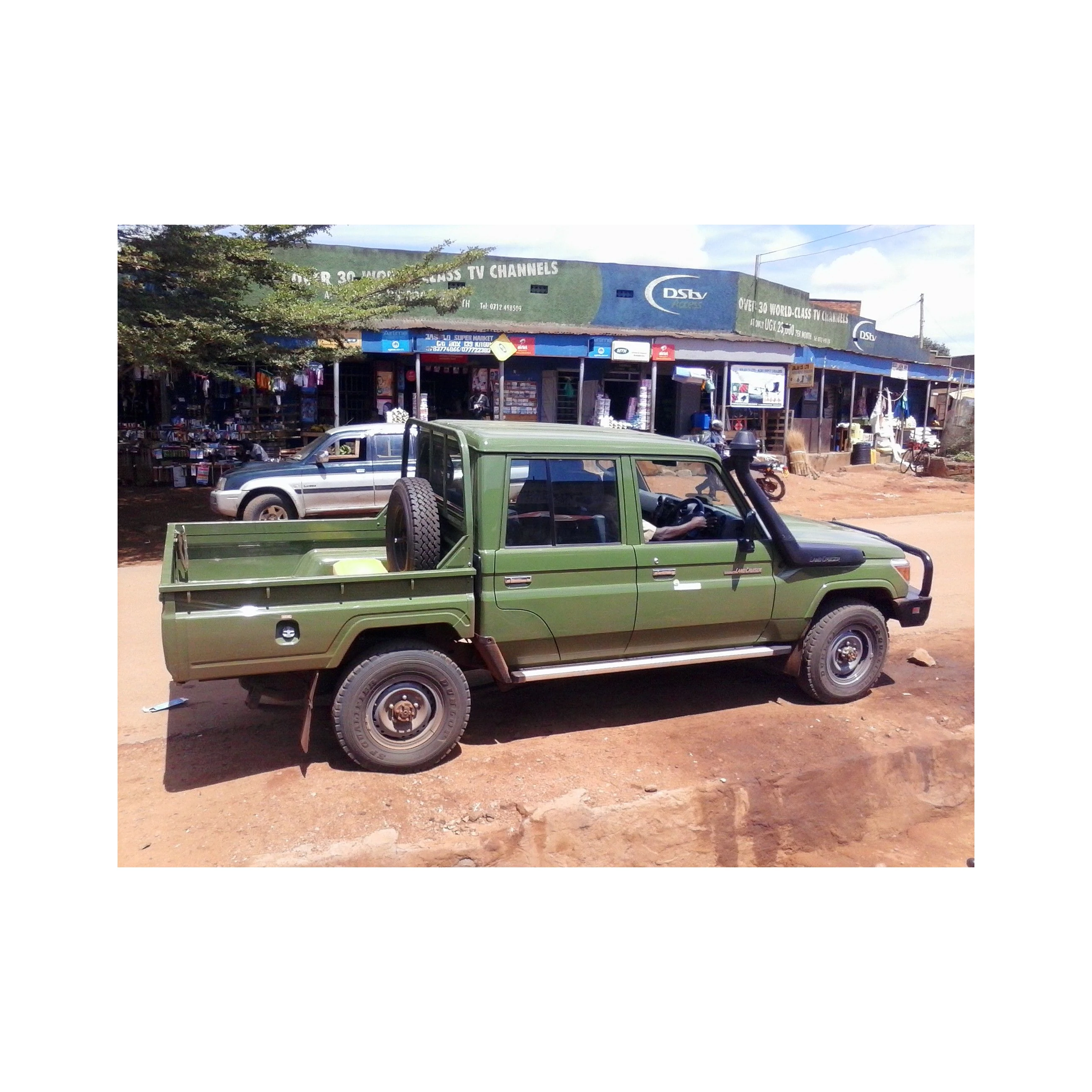 Fast Delivery 2023 Used Toyota land cruiser pickup used Gas Petrol Sedan Toyota Car Russian System Available