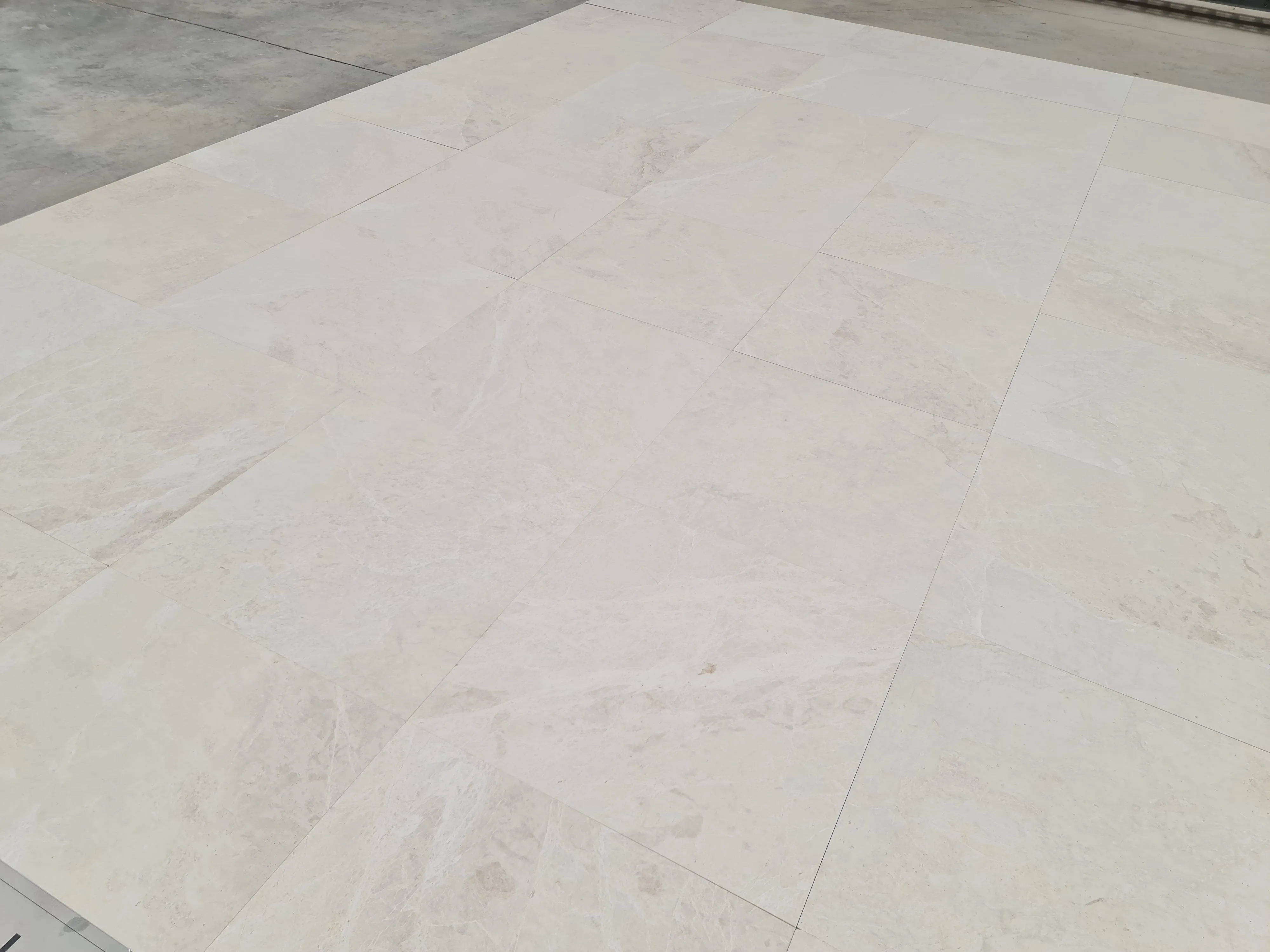 2023 Vanilla Ice Flora Marble Outdoor Stone Customizable Modern Design Hot Selling Polished Finish Turkey Factory Wholesale