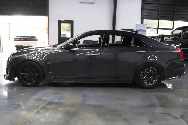 Недорогой Подержанный оптом 2016 C a d i l c CTS-V 4dr Седан люк на крыше навигационные сиденья с подогревом Bluetooth для продажи автомобилей