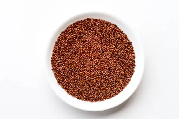 Лучшее качество оптовая продажа 100% органический кормовой сорт красный Quinoa оптом низкая цена из Индии лучшая рыночная