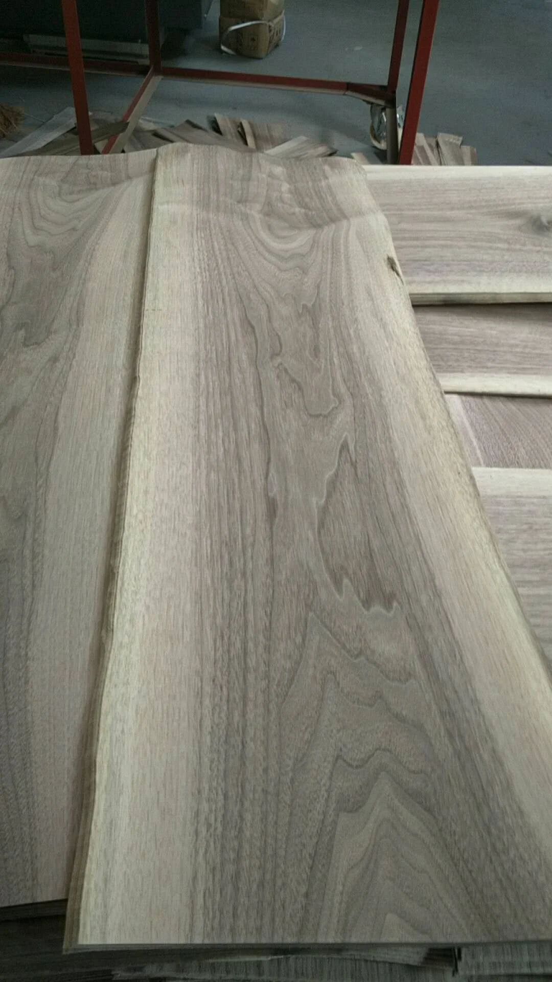 Natural Black walnut veneer for Longboard
