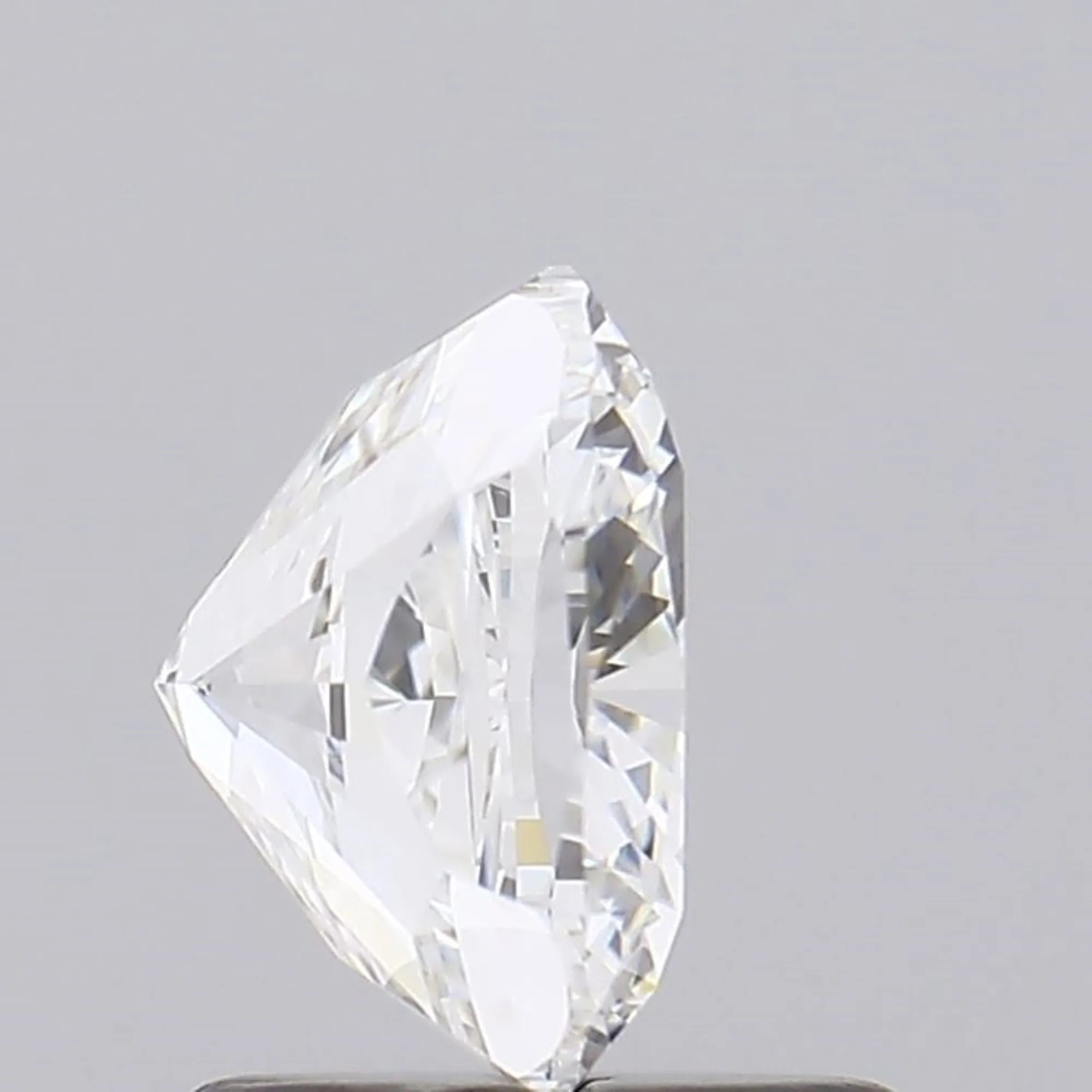 1.50ct Cushion Brilliant Cut Lab-grown Diamond  IGI Certified  E Color  VVS2 Clarity  Lab-Stone
