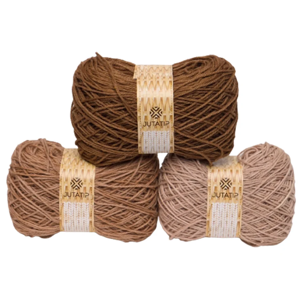 Wholesales Thread and Yarn Cotton Dyed with Natural Dyes 100% Customized Color OEM Eco-Freindly Products of Thailand