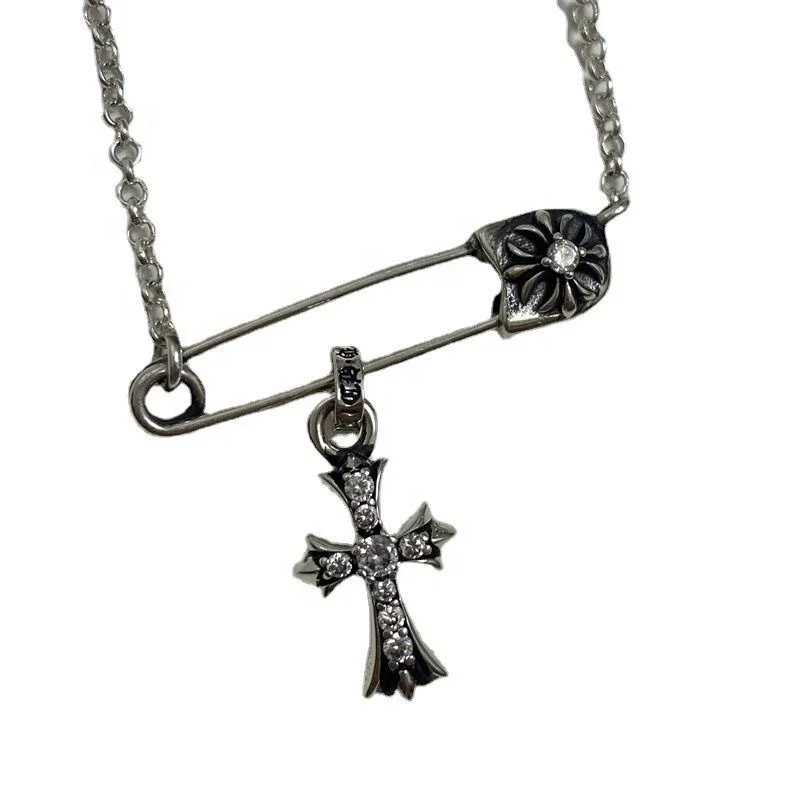 Wholesale Jewelry 925 Silver Retro Pin Vintage Inlaid Cross Pendant Chrome Heart Necklace for Men Women