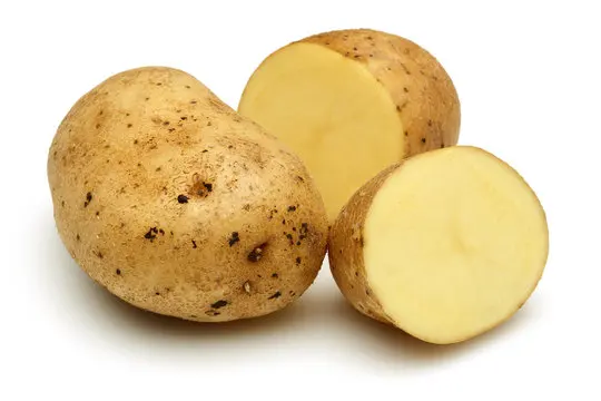 New crop mesh bag pack Yellow flesh potato wholesale fresh potato ,and Supplier beautiful to eat, delicious, 100% halal