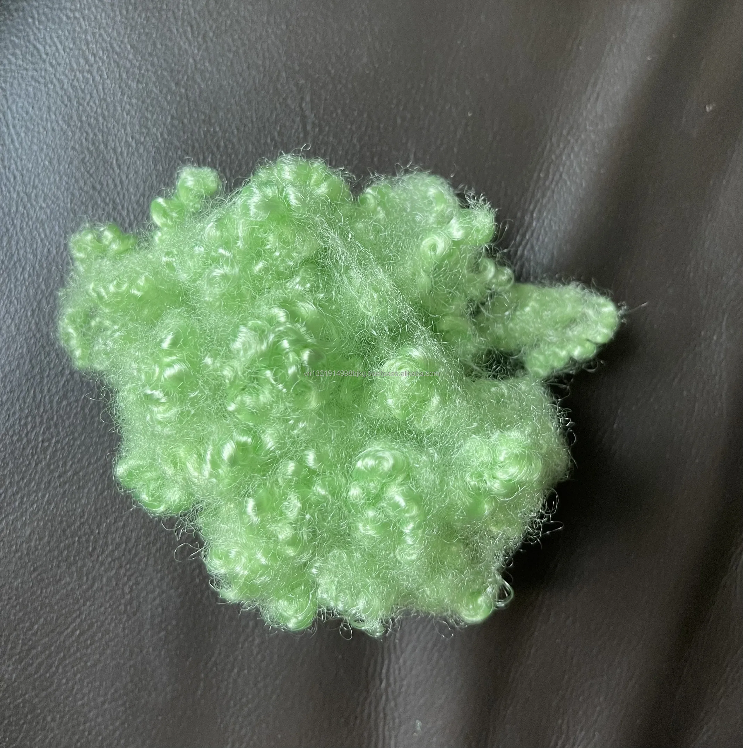 Top of good quality Recycled PSF Green HCS 15D*64 HCS and HS fiber for sofa Pillow quilt toys stuffing covered by TC GRS