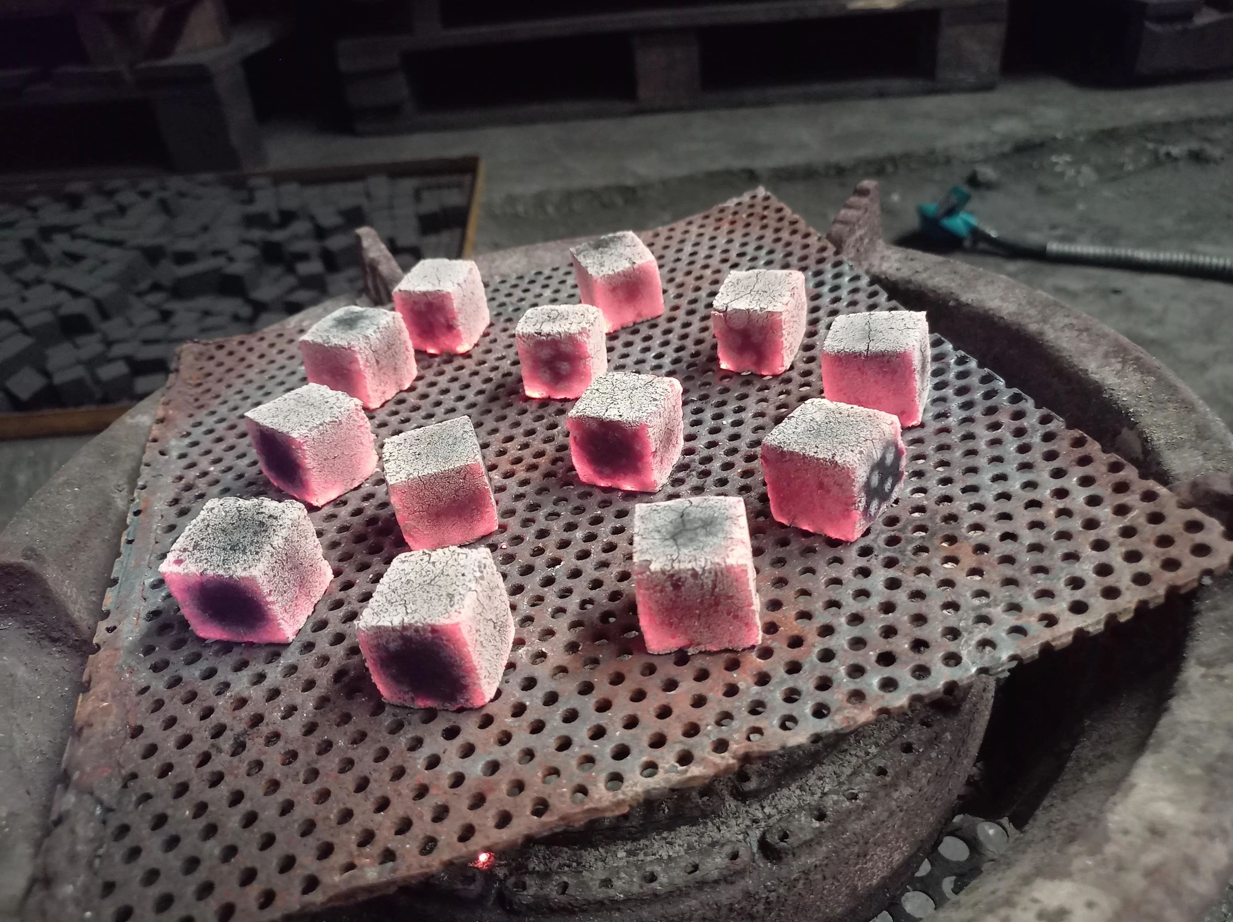 HIGH QUALITY HOT SALE BBQ Coconut Shell Charcoal For Hookah