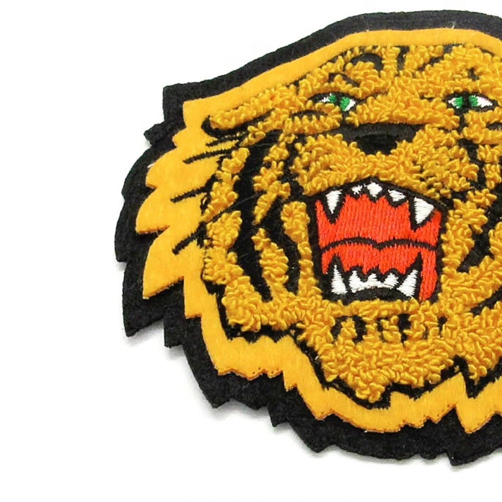 Wholesale Low MOQ Custom Embroidery Patch Best Your Logo Clothing Custom Embroidery Chenille Patches For Sale Customized